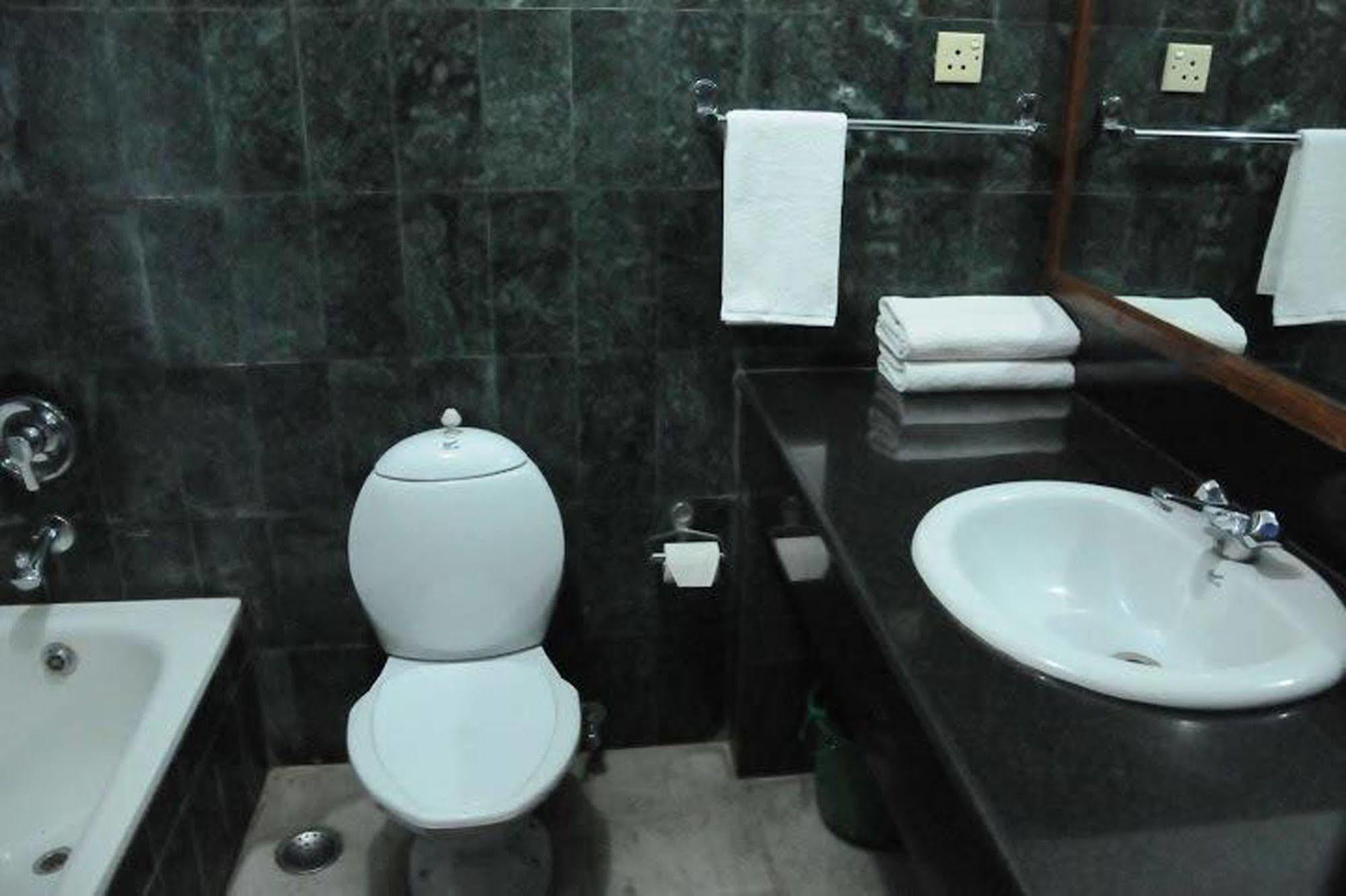 Hotel Clarion Jawalakhel Lalitpur Exteriér fotografie